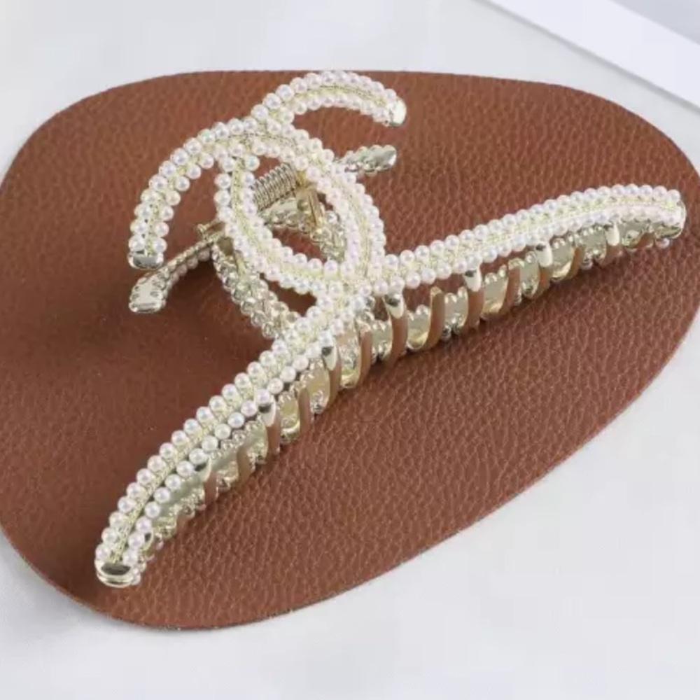 Hair clip